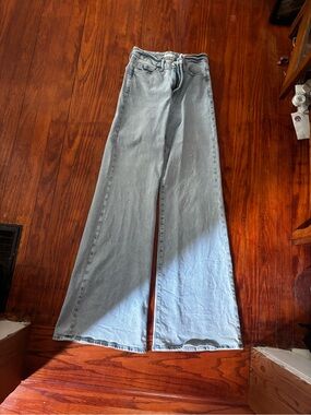 Good American Light Blue Wide-Leg High-Rise Jeans